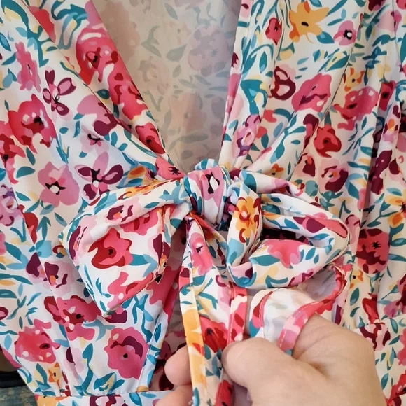 Pink and Red FLORAL Puff Sleeve Mini Dress. Size S - Picture 4 of 7